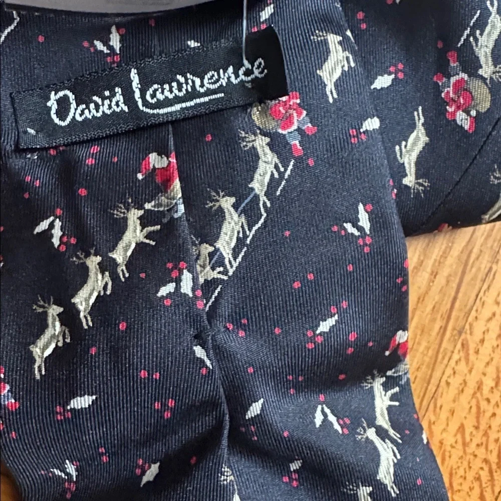 Vtg David Lawrence Black Silk‎ Christmas Novelty Necktie Santa Reindeer Sled